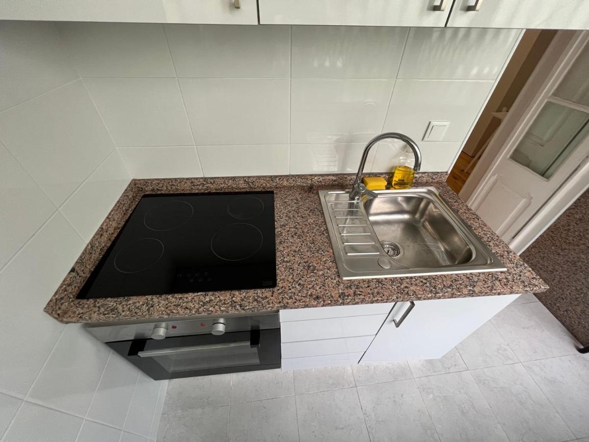 Apartamento Antonio Pedro Lissabon Exterior foto